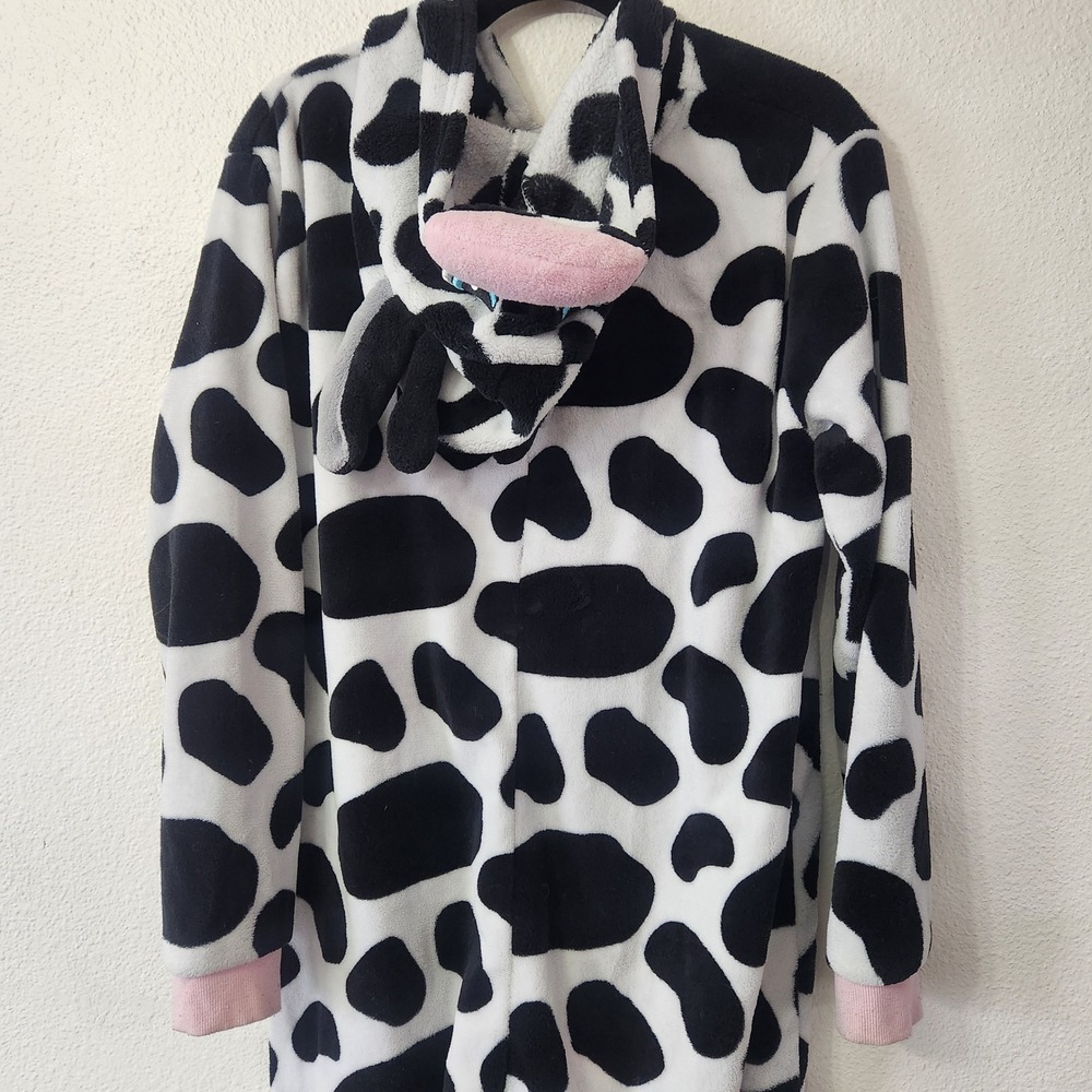 Adult Cow one piece PJ Costume Spirit Halloween Size‎ Medium - Picture 5 of 8